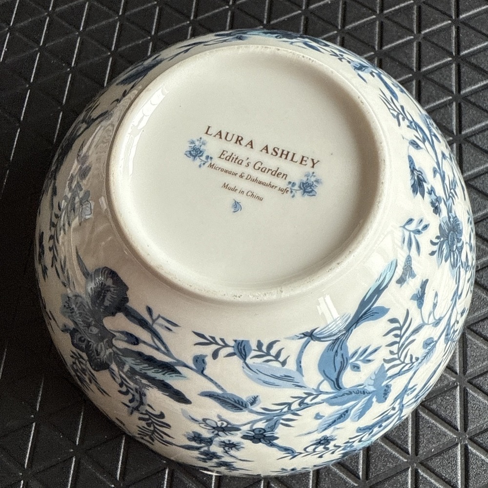 LAURA ASHLEY Edita's Garden Porcelain Salad Bowl 6" in Blue Floral NEW - Picture 2 of 2